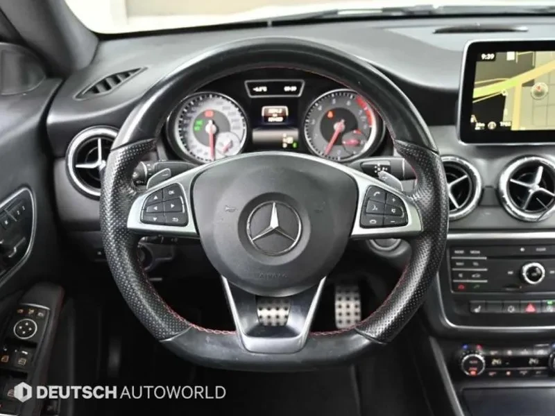 Mercedes-Benz CLA 250 4Matic, снимка 13 - Автомобили и джипове - 53443447