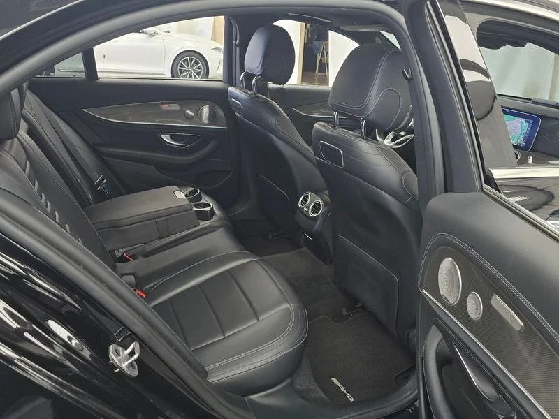 Mercedes-Benz E 350 E350 4MATIC AMG Line| 245к.с., снимка 11 - Автомобили и джипове - 56272061