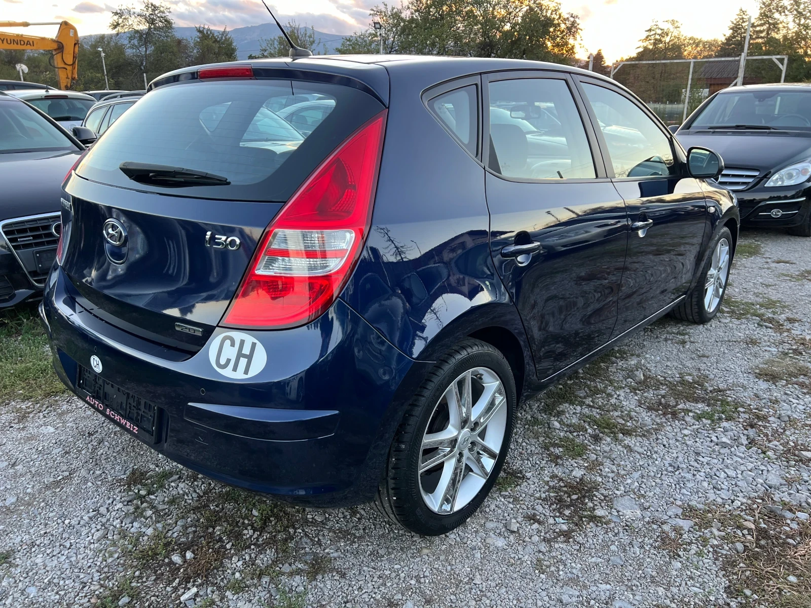 Hyundai I30 2.0 I Schweiz - изображение 4