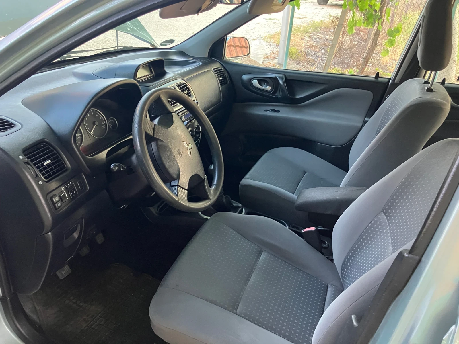 Mitsubishi Space star 1, 6 бензин - изображение 9