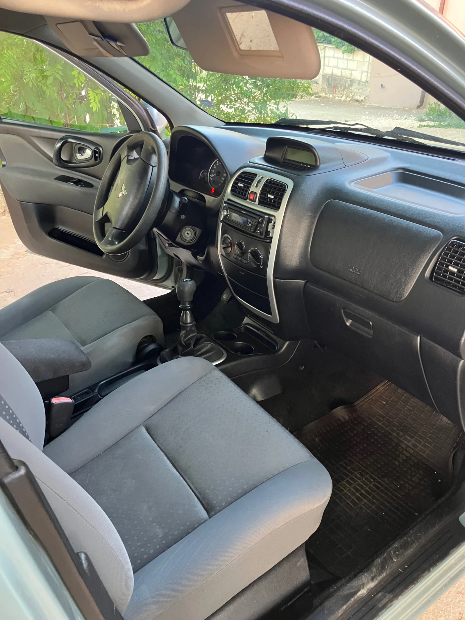 Mitsubishi Space star 1, 6 бензин - изображение 6