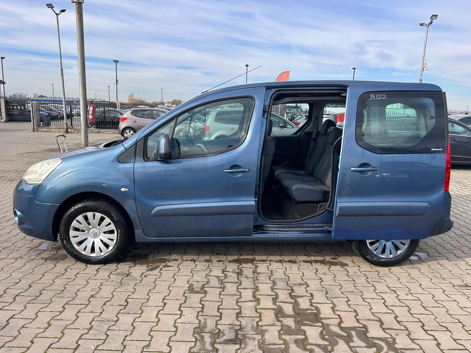 Citroen Berlingo 1.6HDI 4+ 1 EURO 5 | Mobile.bg   10