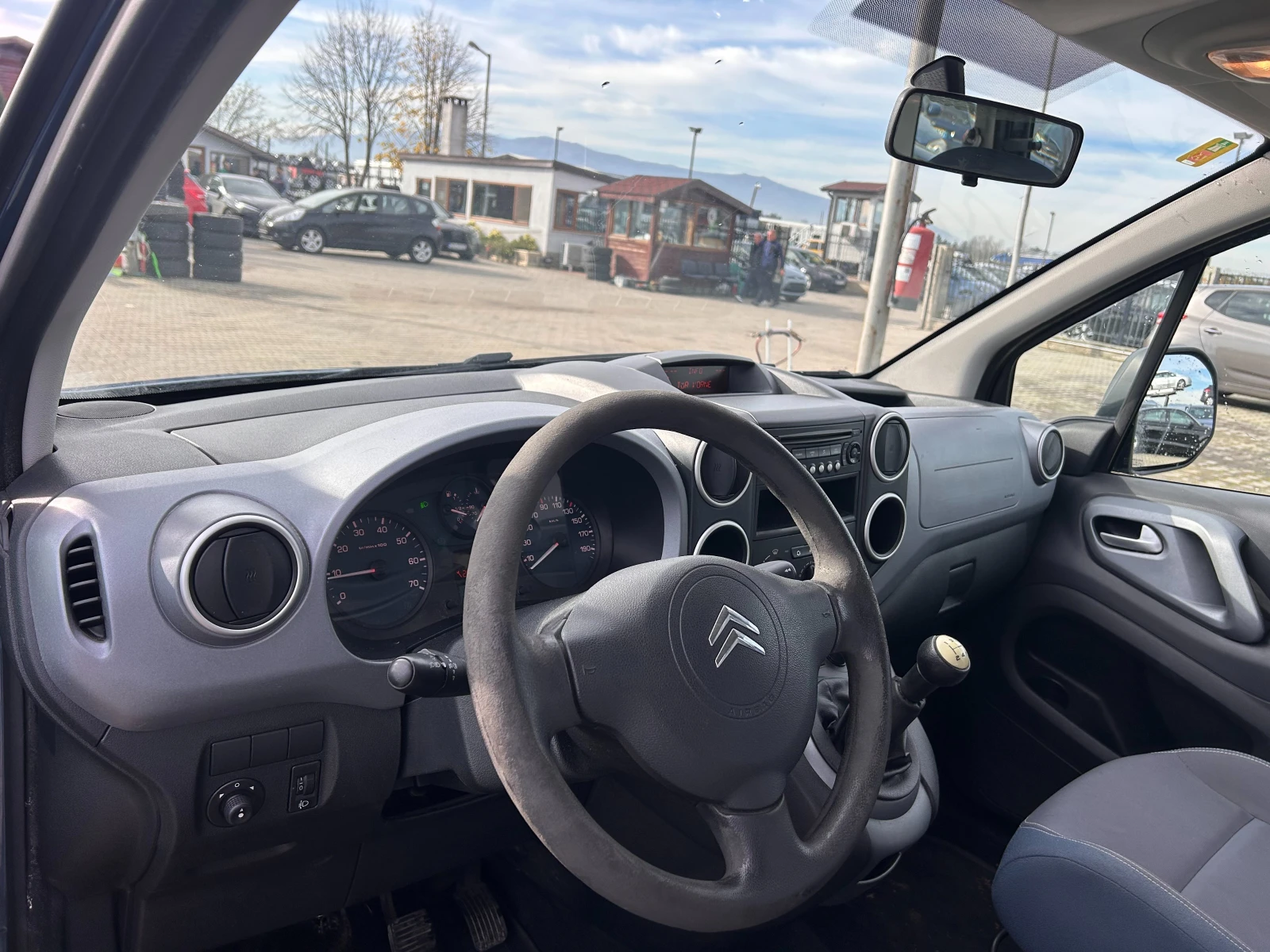 Citroen Berlingo 1.6HDI 4+ 1 EURO 5 | Mobile.bg   14
