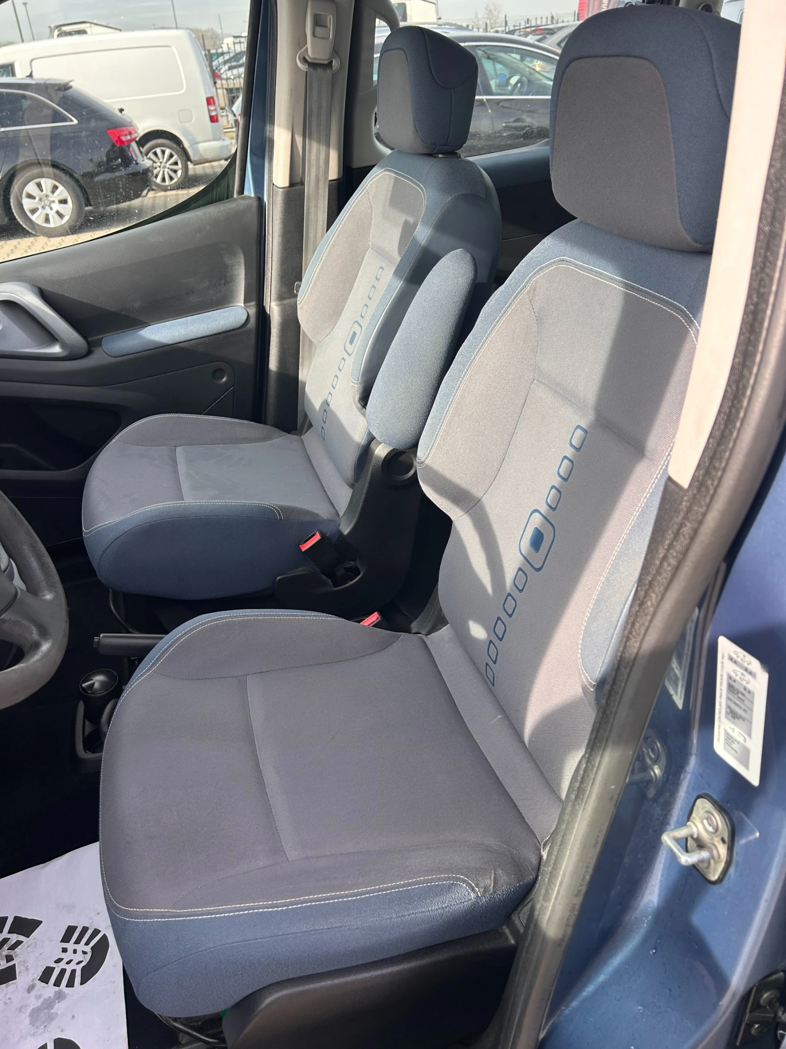 Citroen Berlingo 1.6HDI 4+ 1 EURO 5 | Mobile.bg � ����������� 15