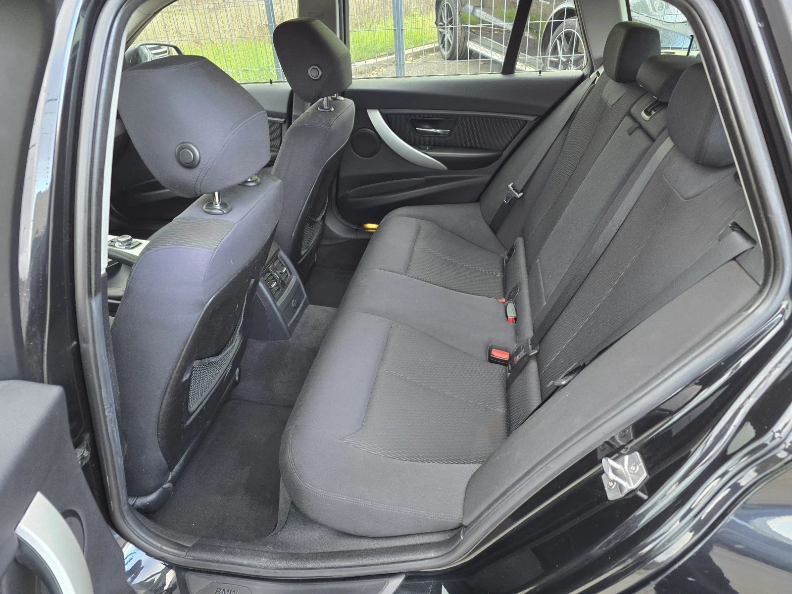 BMW 320 SPORT/AUTO/NAVI | Mobile.bg   10