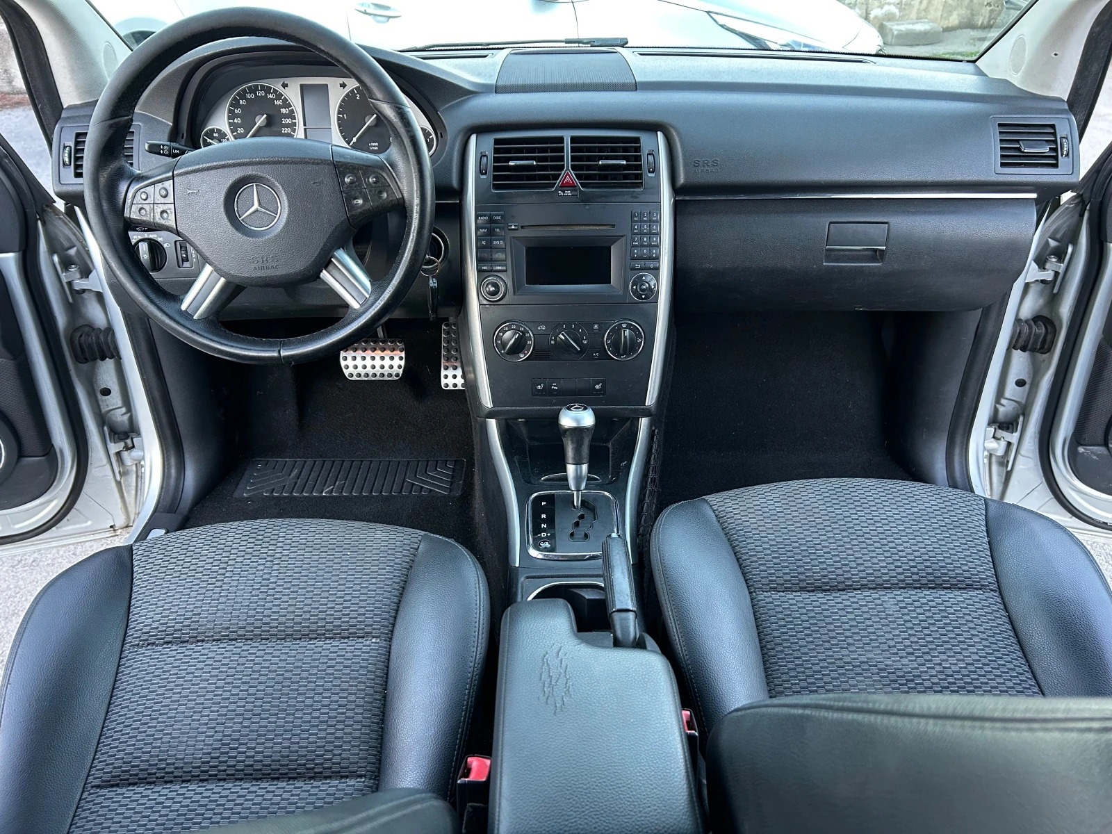 Mercedes-Benz B 180 CDI // | Mobile.bg   10