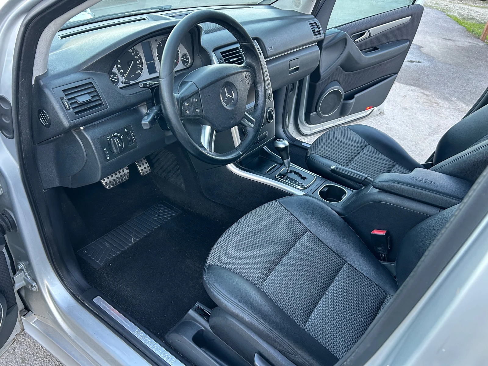 Mercedes-Benz B 180 CDI // | Mobile.bg   11