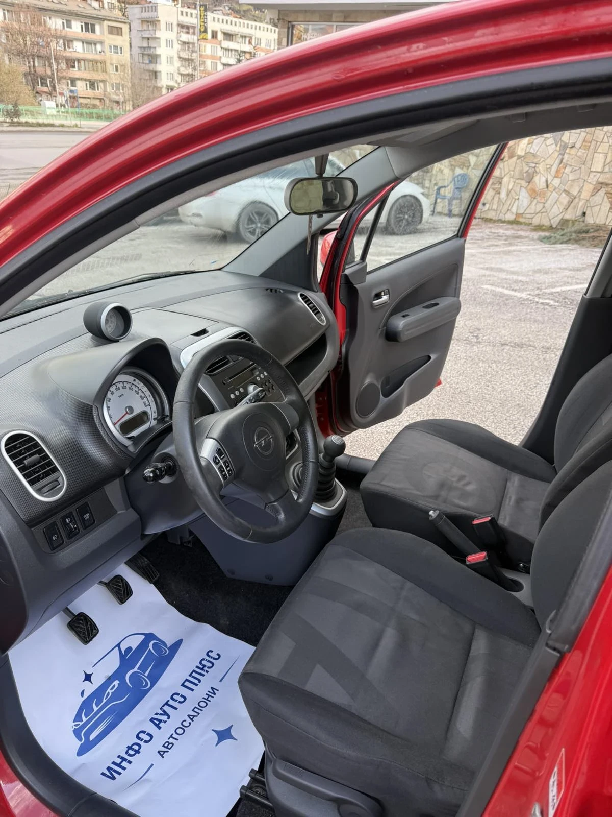 Opel Agila 1.0 италия - изображение 9