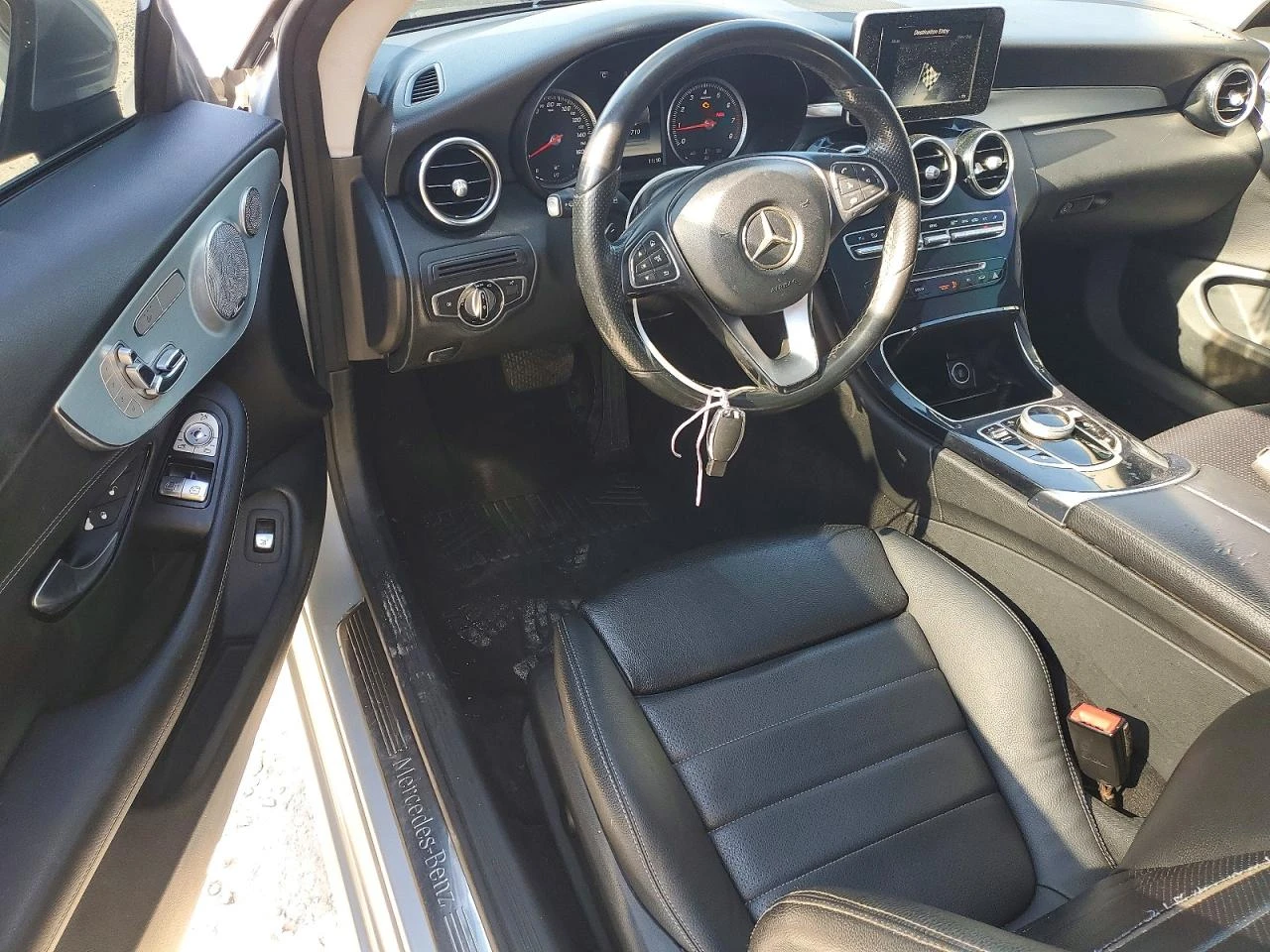 Mercedes-Benz C 300 4MATIC, снимка 9 - Автомобили и джипове - 53910177