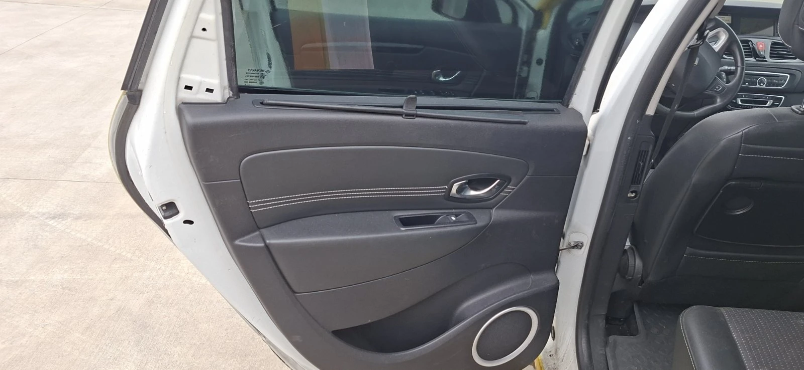 Renault Grand scenic, снимка 4 - Автомобили и джипове - 53997848