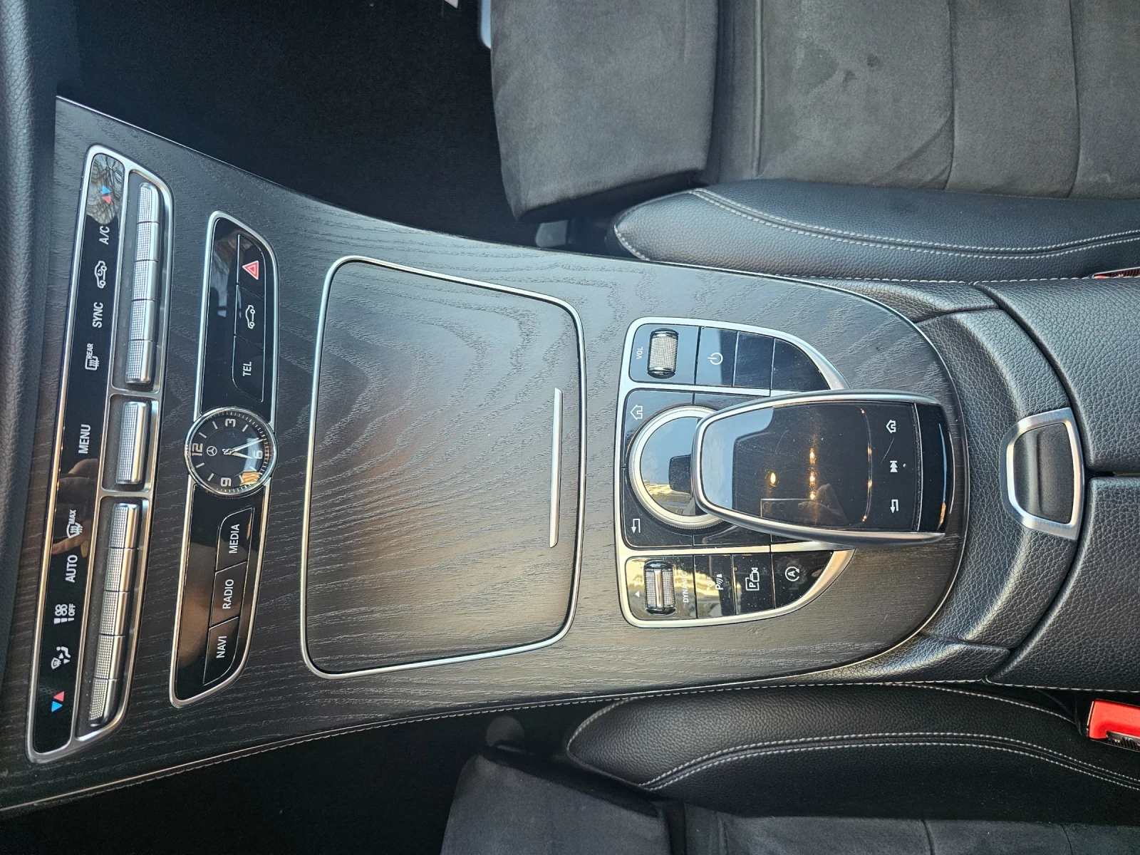 Mercedes-Benz E 220 W213 AMG , снимка 12 - Автомобили и джипове - 54150269