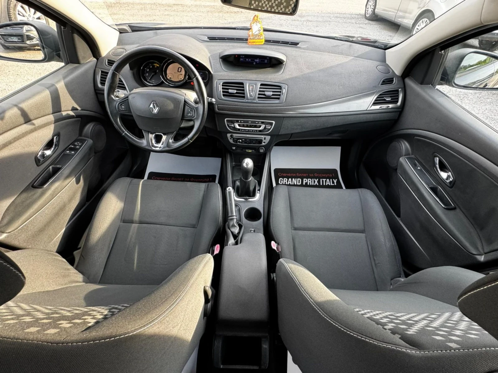 Renault Megane 1.5 dCi, 90 к.с., FACELIFT, КЛИМАТРОНИК, АВТОПИЛОТ, снимка 11 - Автомобили и джипове - 54624571