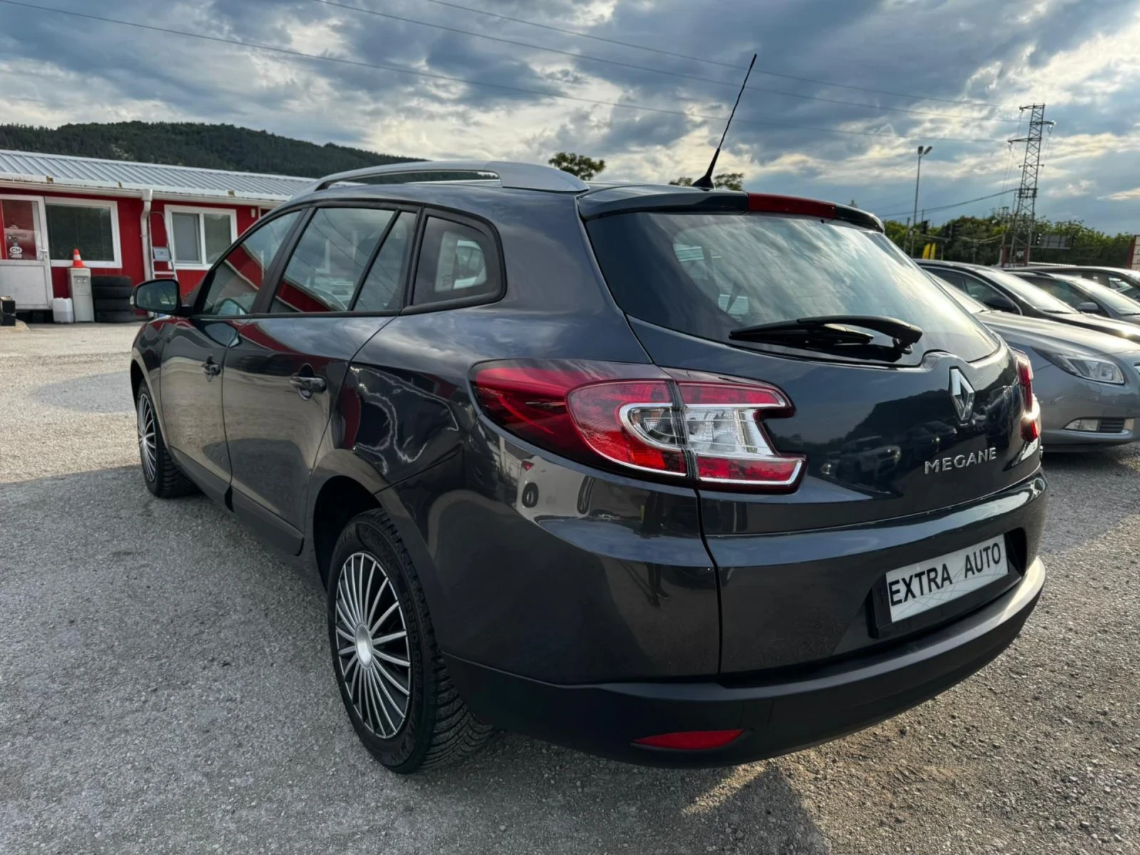 Renault Megane 1.5 dCi, 90 к.с., FACELIFT, КЛИМАТРОНИК, АВТОПИЛОТ, снимка 2 - Автомобили и джипове - 54624571