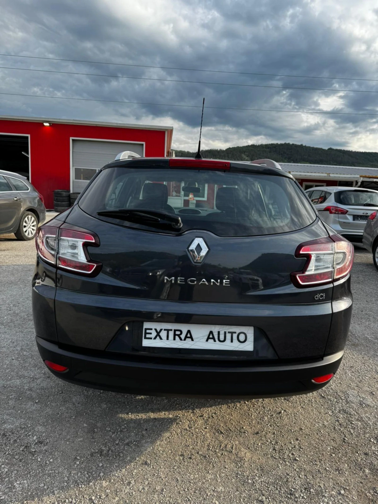 Renault Megane 1.5 dCi, 90 к.с., FACELIFT, КЛИМАТРОНИК, АВТОПИЛОТ, снимка 3 - Автомобили и джипове - 54624571