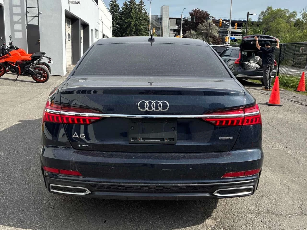 Audi A6 * Technik * CARFAX * ЦЕНА ДО БГ, снимка 4 - Автомобили и джипове - 54902678