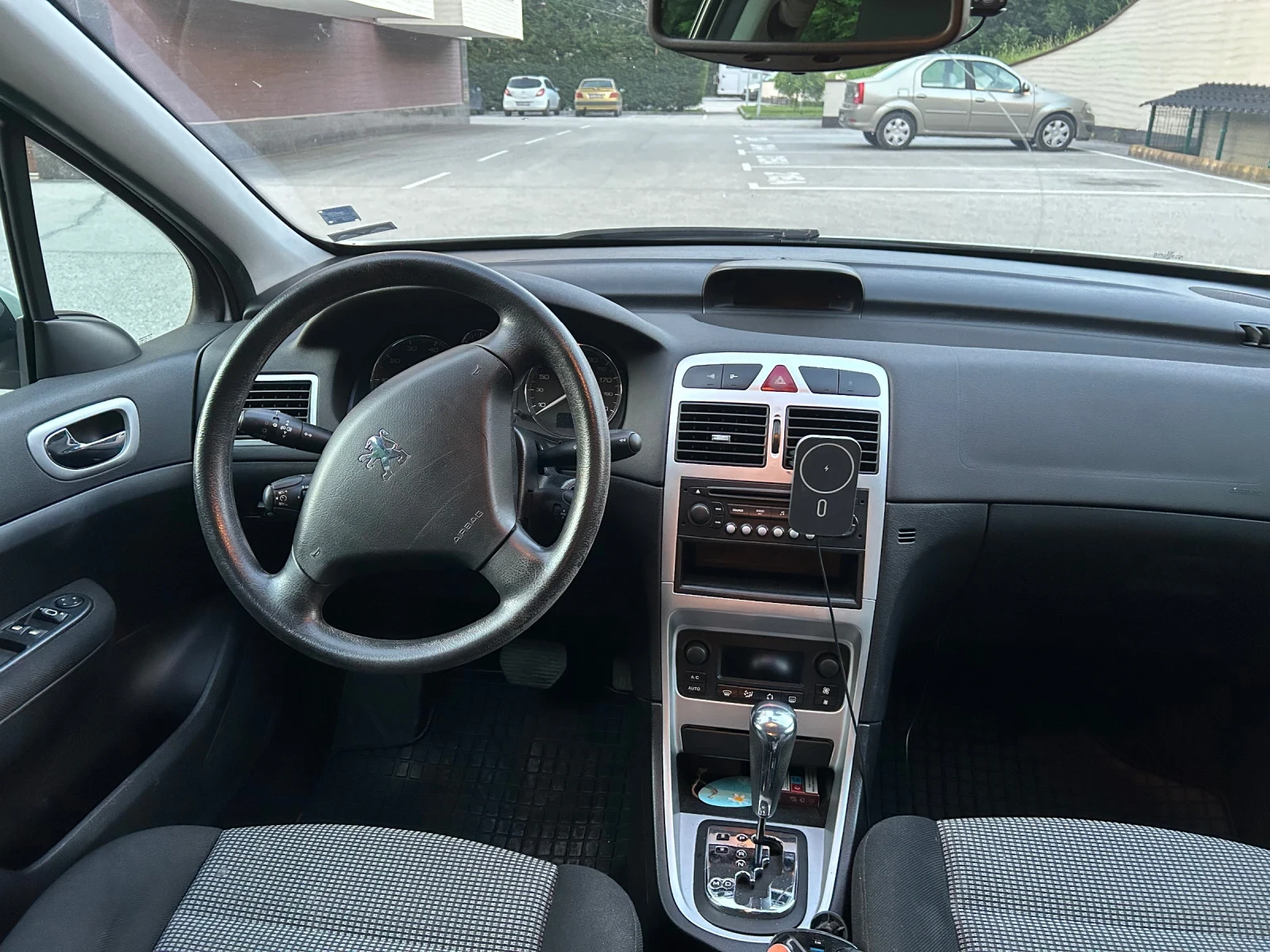 Peugeot 307 ГАЗОВ ИНЖЕКЦИОН, снимка 8 - Автомобили и джипове - 54918863