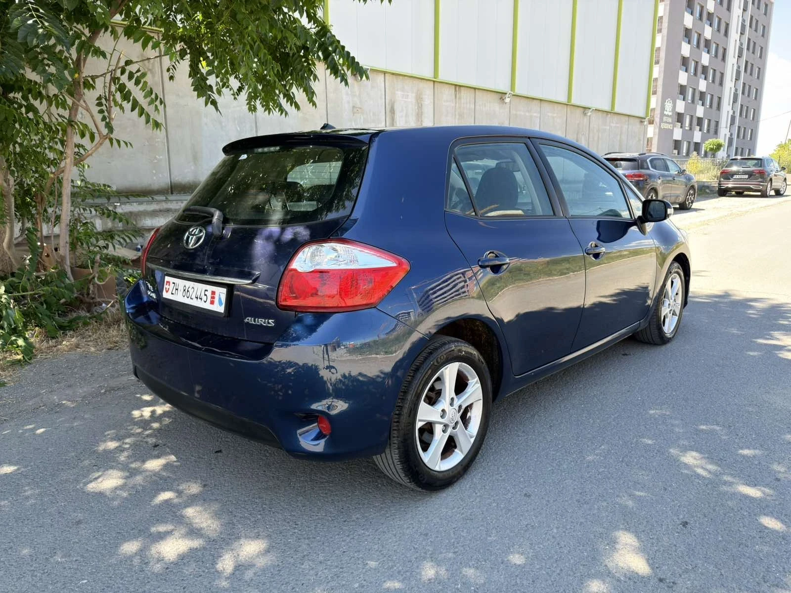 Toyota Auris 1.6 VVT-i, снимка 5 - Автомобили и джипове - 54986058