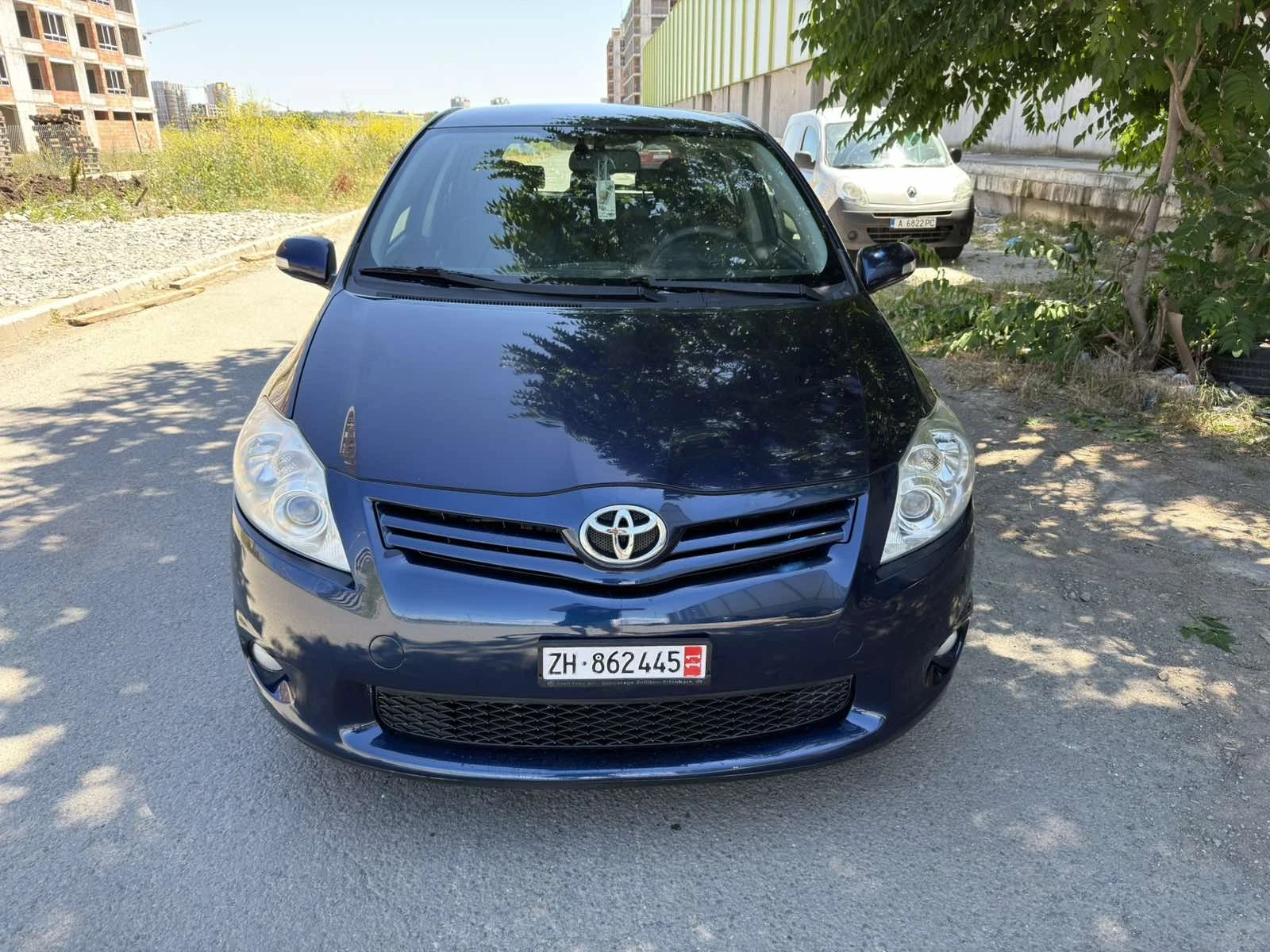 Toyota Auris 1.6 VVT-i, снимка 3 - Автомобили и джипове - 54986058