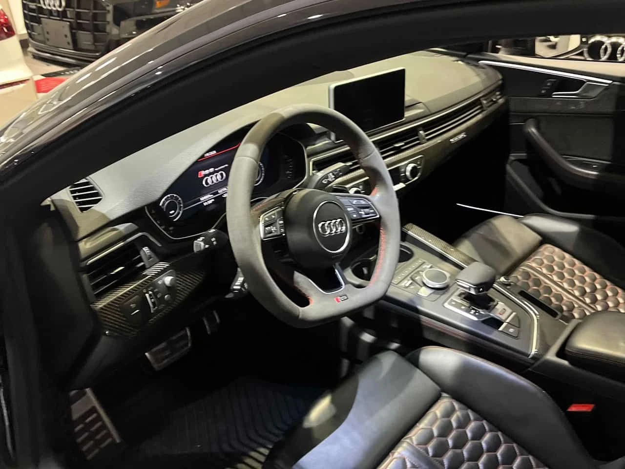 Audi Rs5 * CARFAX * �� ���������������� �� ���� | Mobile.bg � ����������� 7
