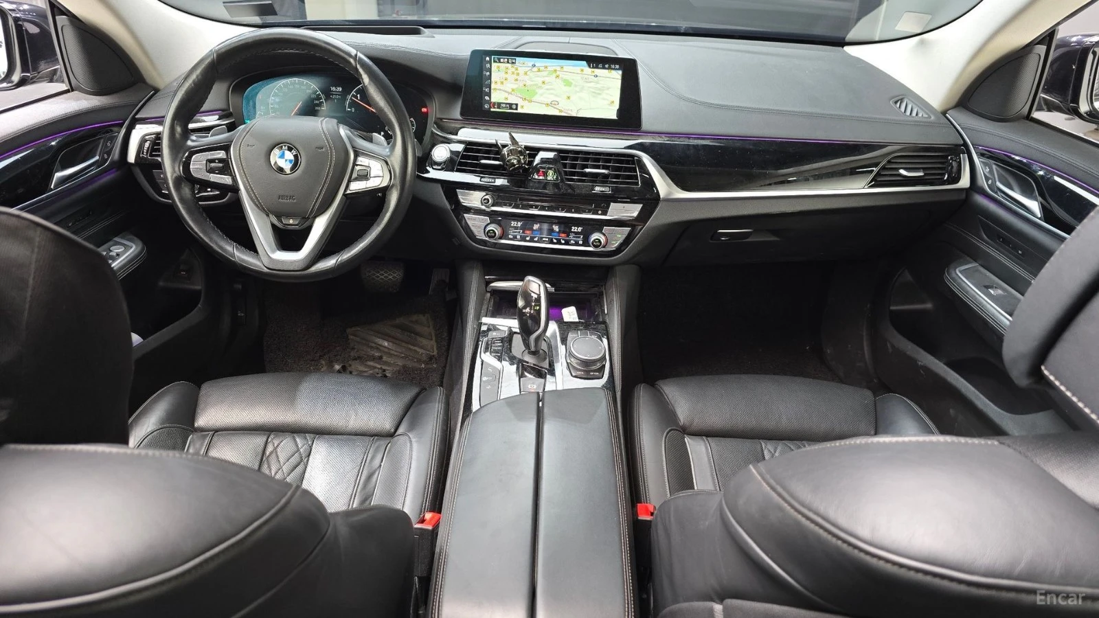 BMW 630 * AWD* 360* Ambient Light* Head-up* Пано* , снимка 7 - Автомобили и джипове - 55655929