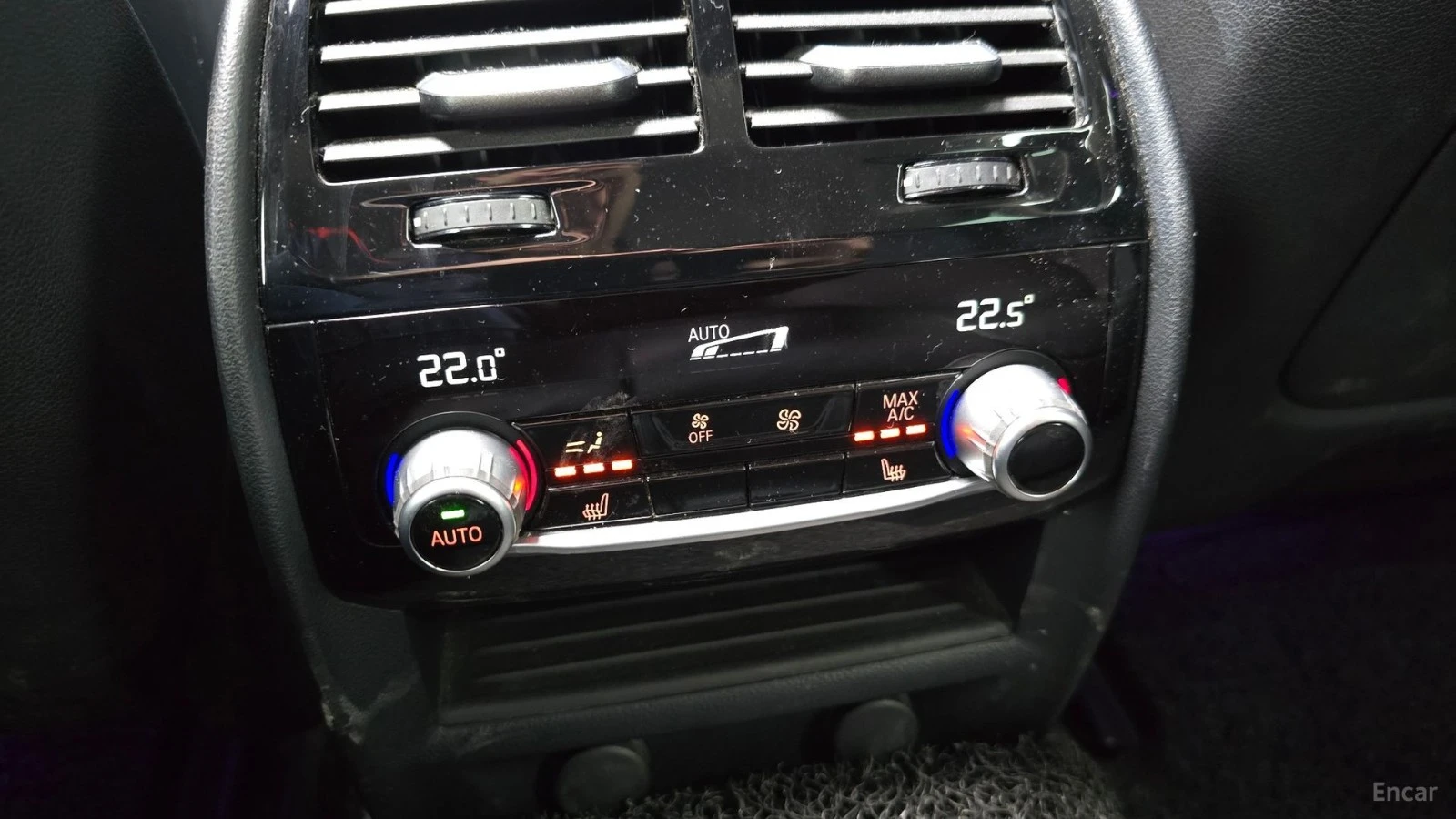 BMW 630 * AWD* 360* Ambient Light* Head-up* Пано* , снимка 16 - Автомобили и джипове - 55655929