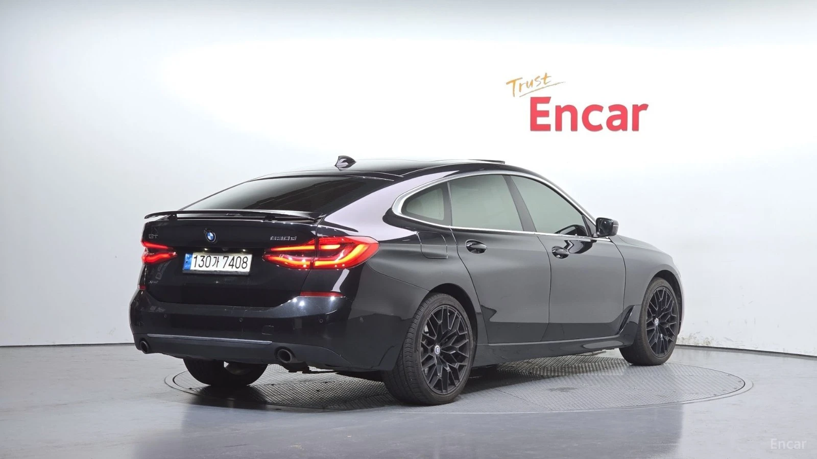BMW 630 * AWD* 360* Ambient Light* Head-up* Пано* , снимка 2 - Автомобили и джипове - 55655929