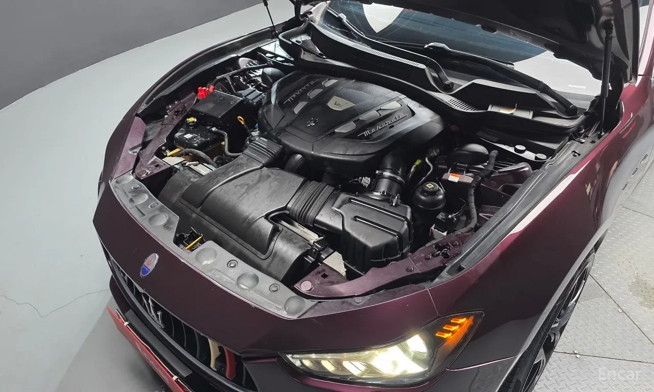 Maserati Ghibli 3.0 diesel, снимка 16 - Автомобили и джипове - 55888825