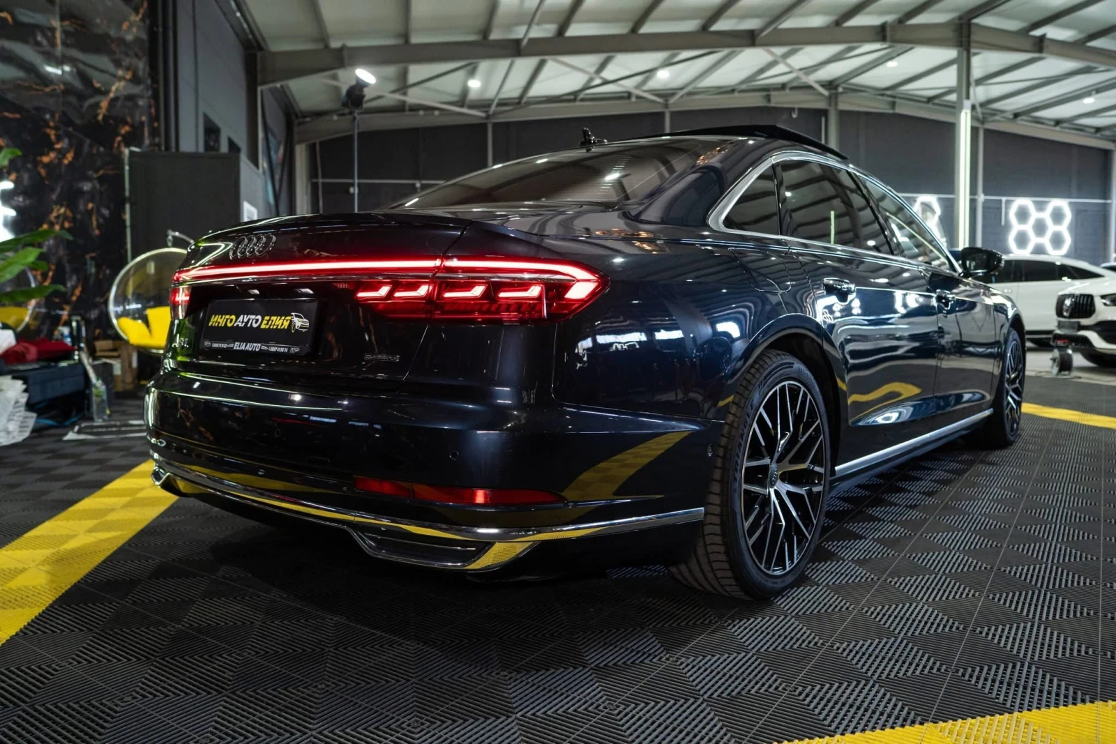 Audi A8 50TDI LONG MATRIX ПАНО B&O 3XTV ЛИЗИНГ 100%, снимка 9 - Автомобили и джипове - 56249045