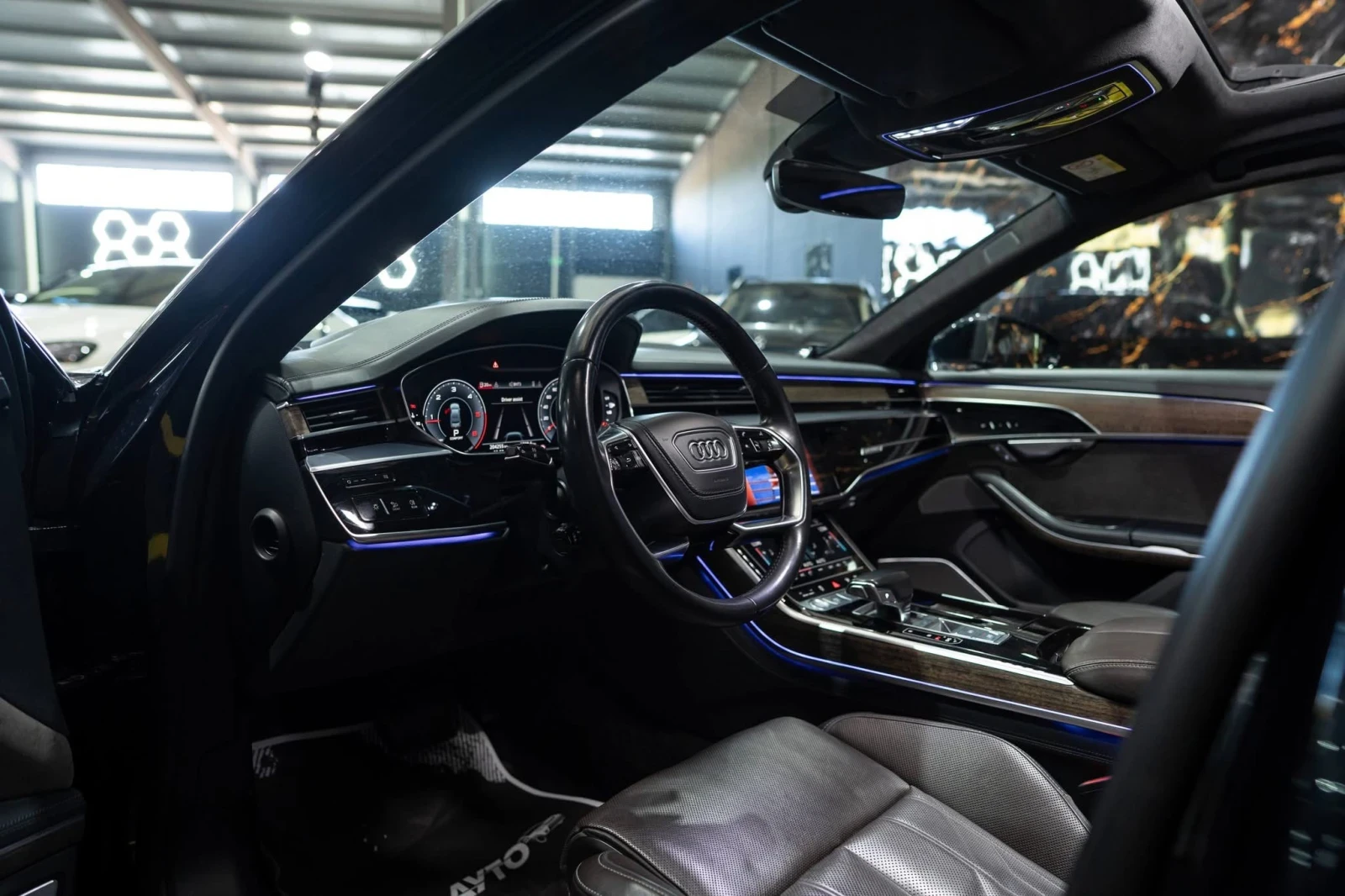 Audi A8 50TDI LONG MATRIX ПАНО B&O 3XTV ЛИЗИНГ 100%, снимка 12 - Автомобили и джипове - 56249045