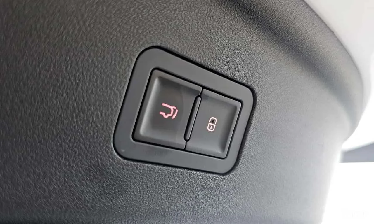 BYD Seal * Base * , снимка 15 - Автомобили и джипове - 56516940
