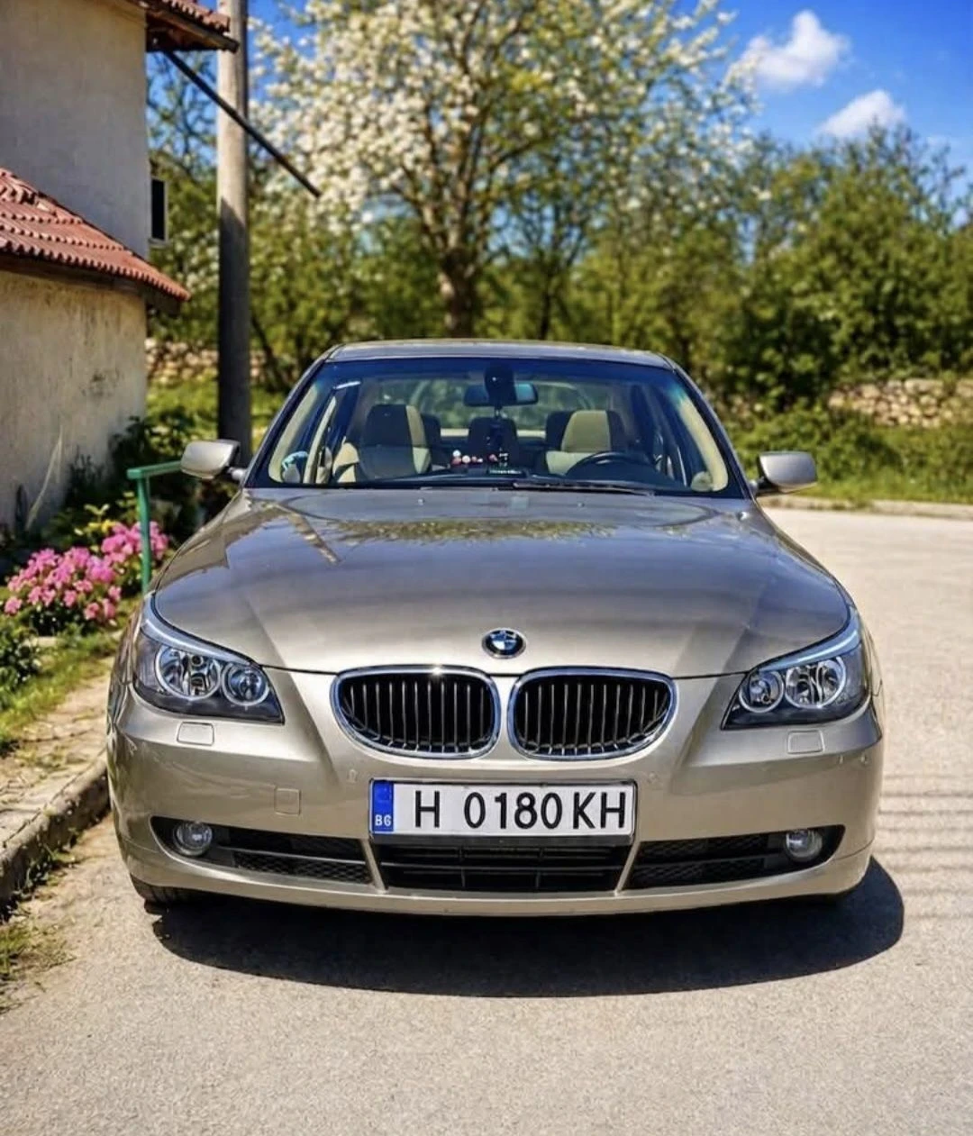 BMW 523
