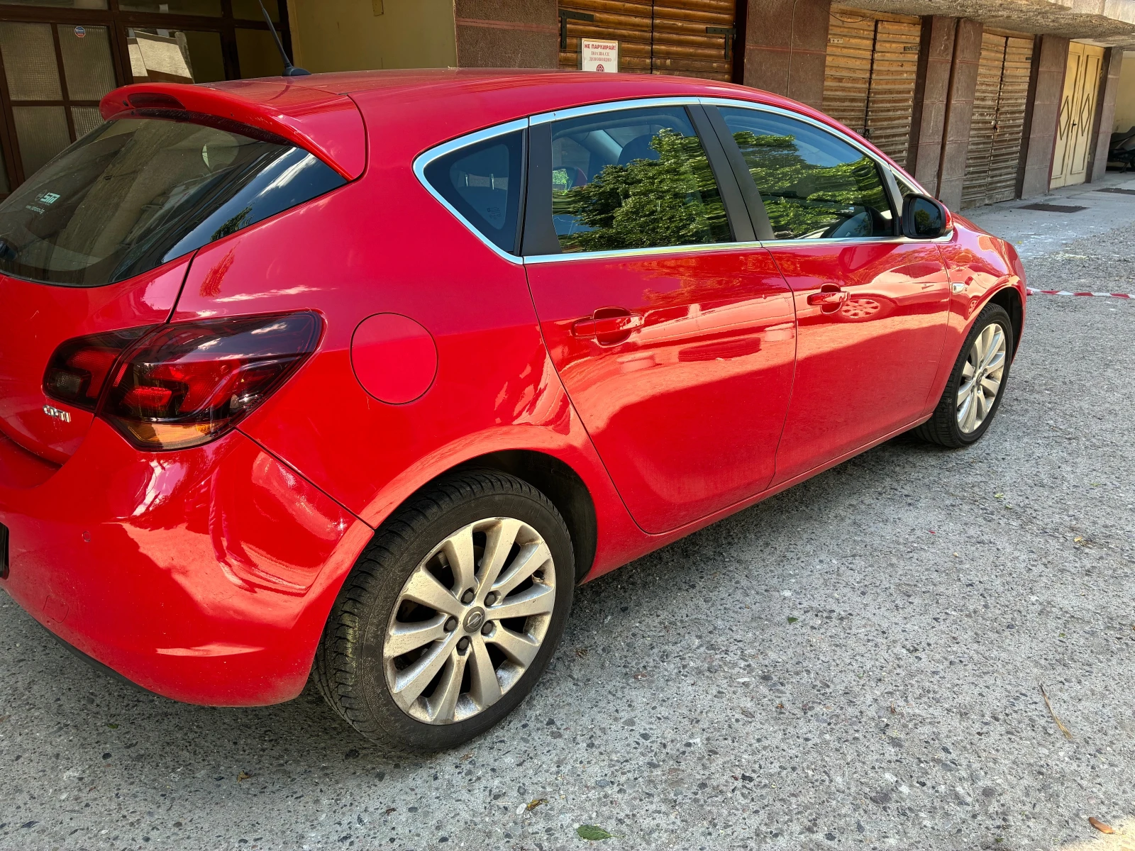 Opel Astra J, снимка 11 - Автомобили и джипове - 56645027