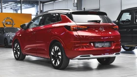 Opel Grandland 1.6i Turbo Ultimate Plug-in Hybrid Automatic, снимка 7