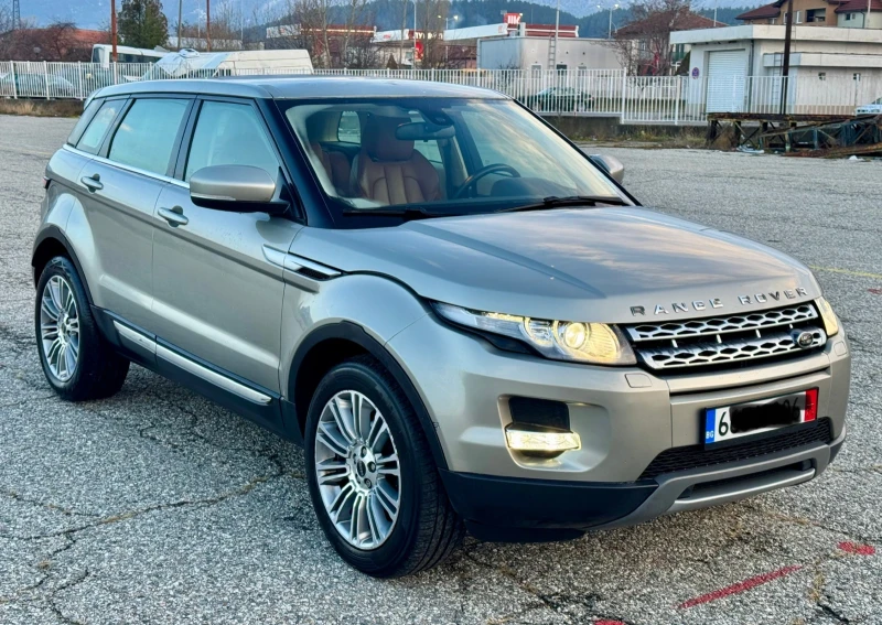 Land Rover Range Rover Evoque 2.2 D Панорама, снимка 1 - Автомобили и джипове - 48271393