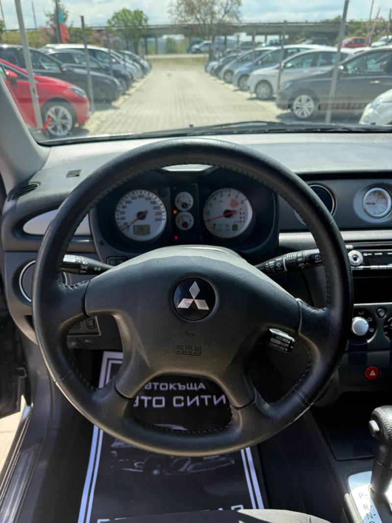 Mitsubishi Outlander 2.4* Автоматик* Клима* Реални 145.000* Бартер* , снимка 13 - Автомобили и джипове - 50130894