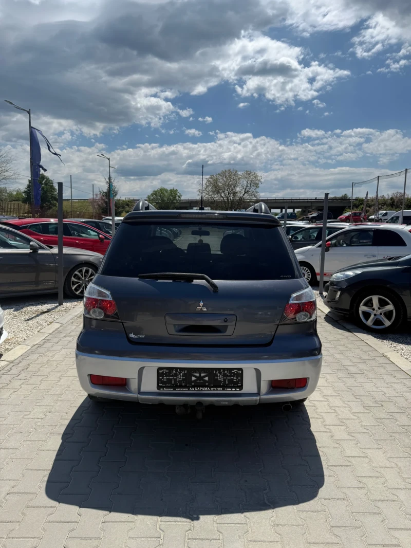 Mitsubishi Outlander 2.4* Автоматик* Клима* Реални 145.000* Бартер* , снимка 7 - Автомобили и джипове - 50130894