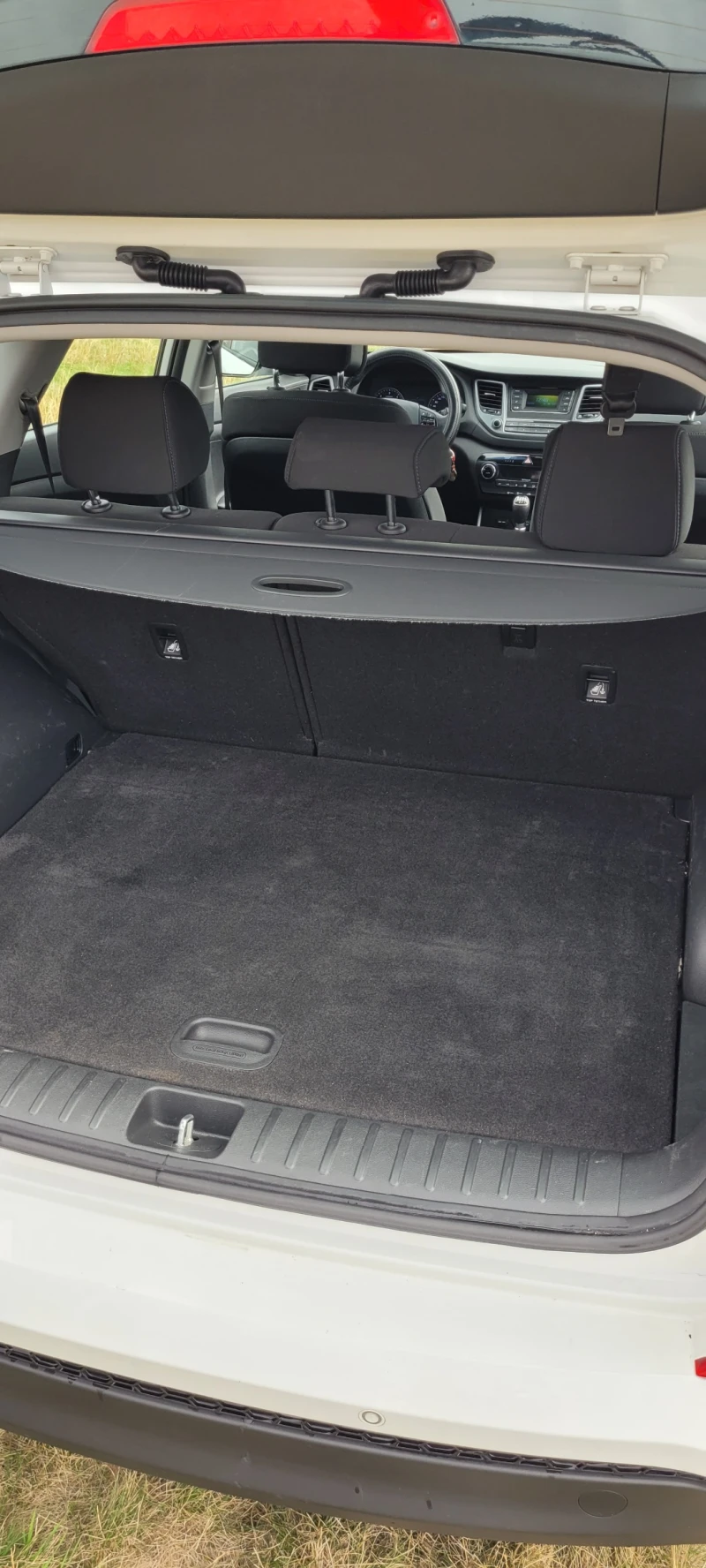 Hyundai Tucson 1.7, снимка 12 - Автомобили и джипове - 52054957