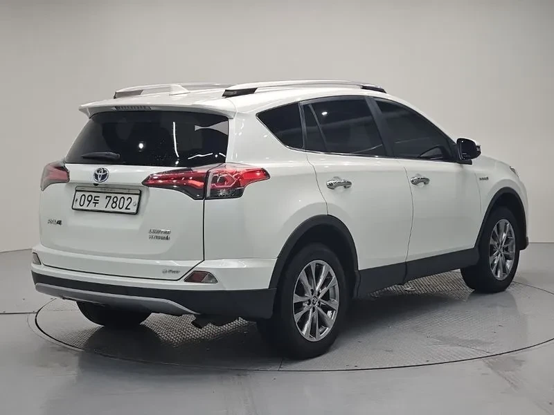 Toyota Rav4 2.5 4Wd Hybrid , снимка 2 - Автомобили и джипове - 56131076