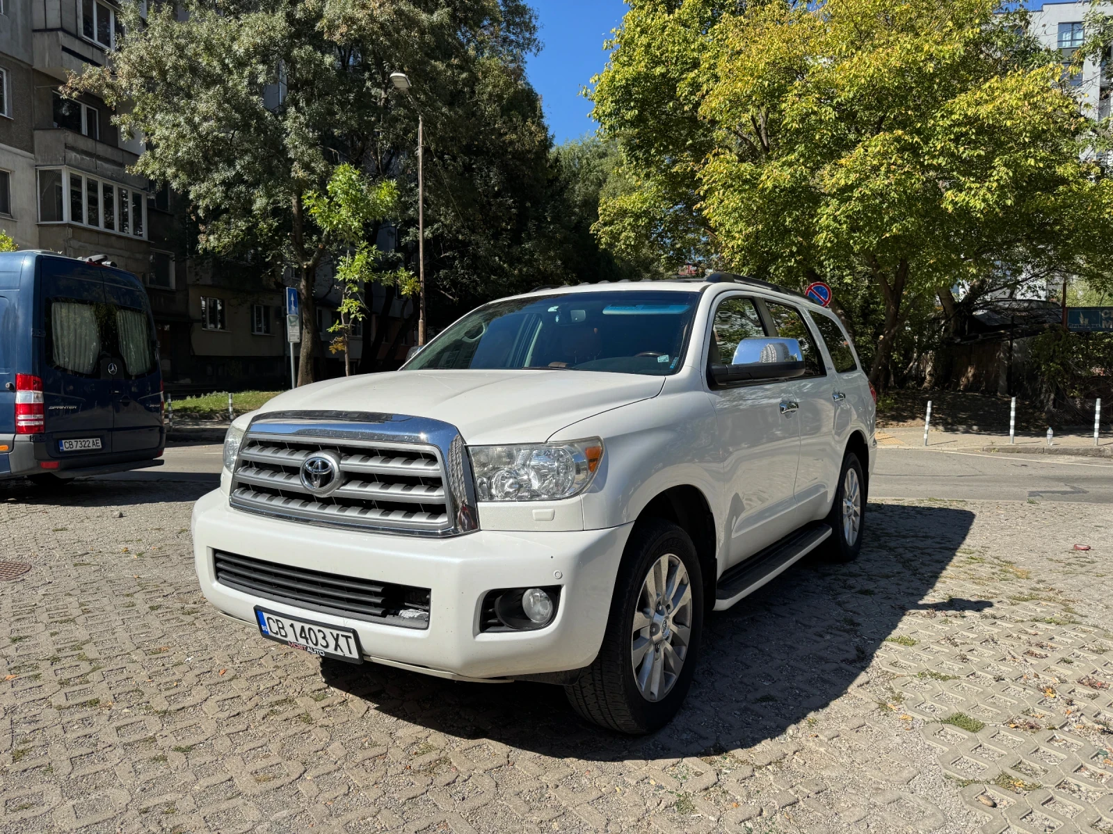 Toyota Sequoia Platinum - изображение 2