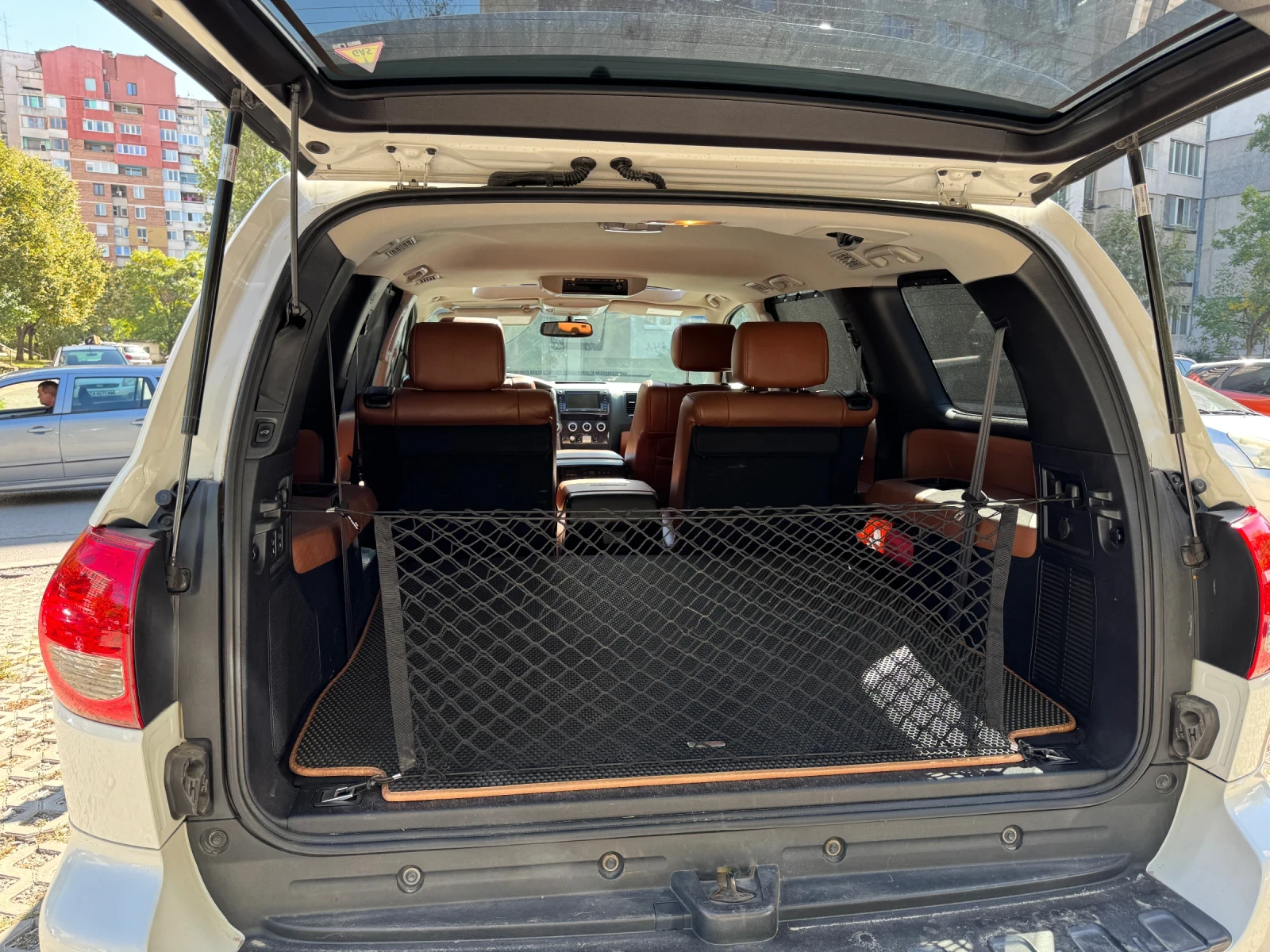 Toyota Sequoia Platinum - изображение 8