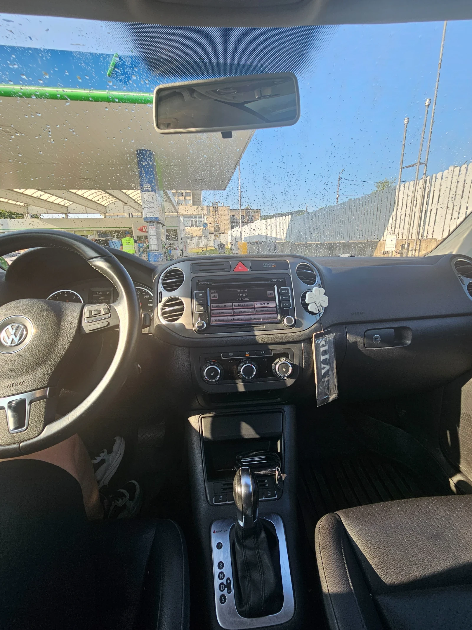 VW Tiguan 2.0 T 4 MOTION - изображение 10