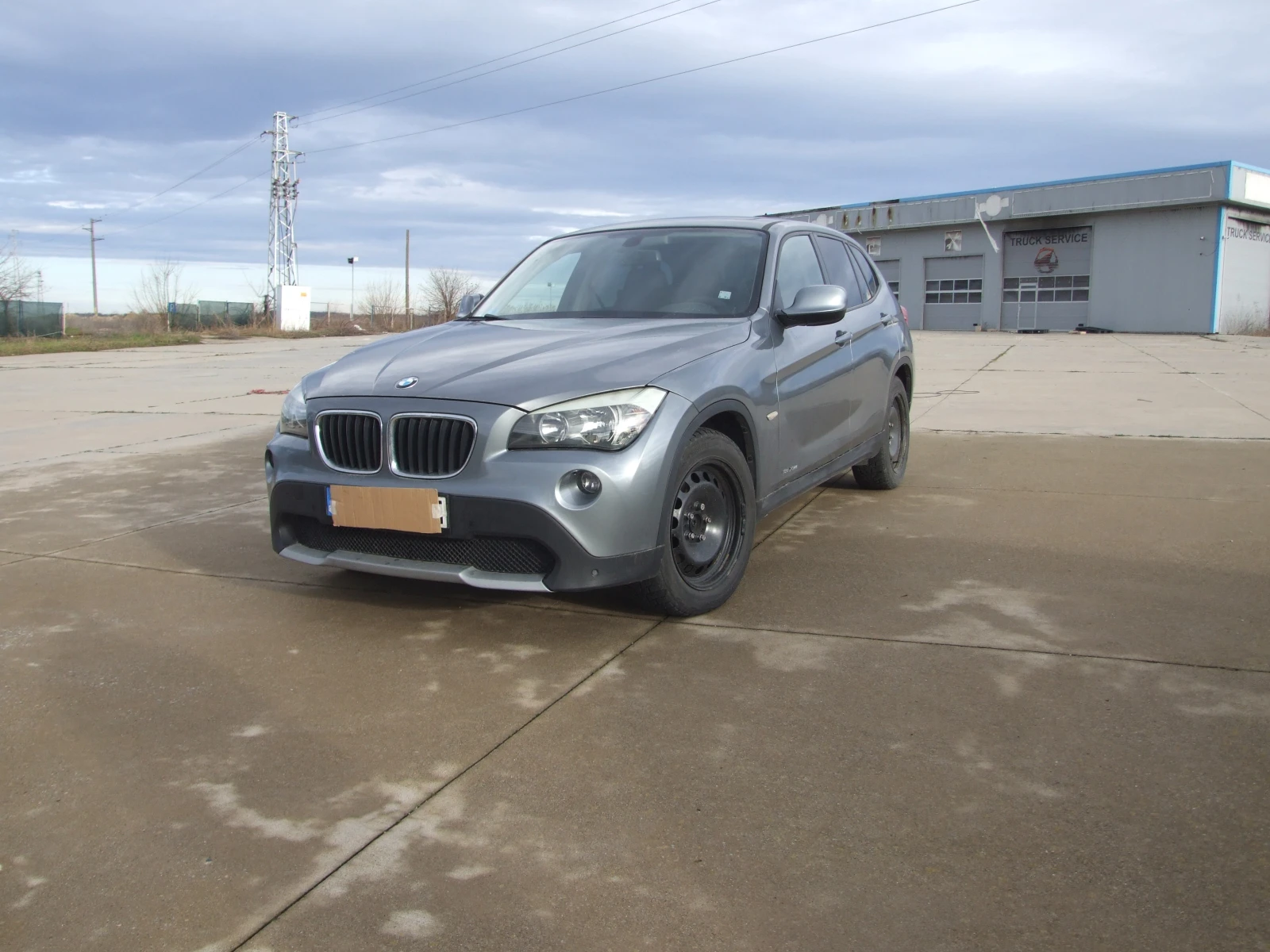 BMW X1 X DRIVE 18D - изображение 2
