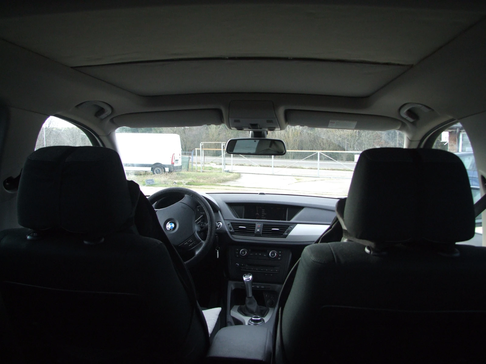 BMW X1 X DRIVE 18D - изображение 9