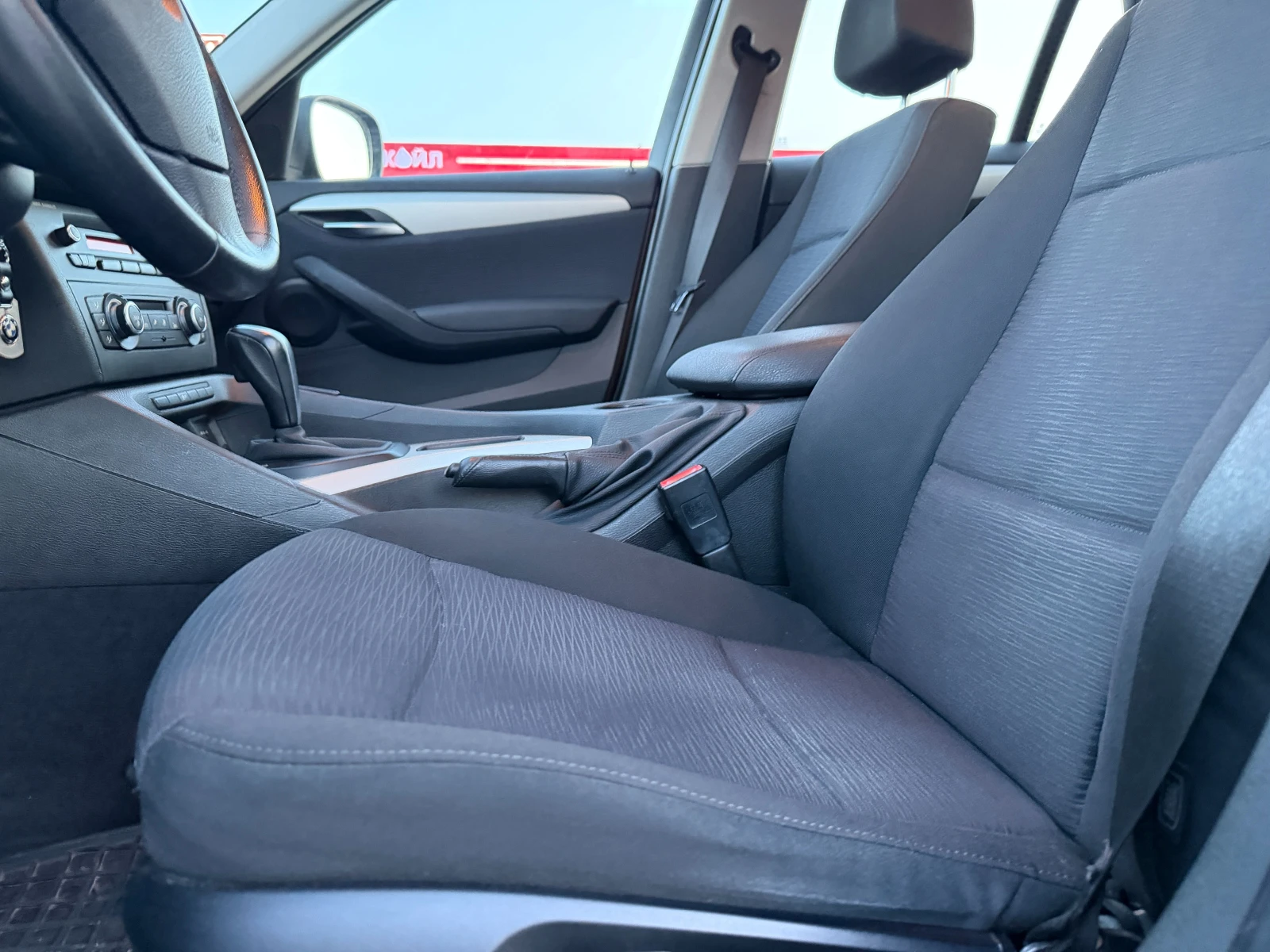 BMW X1 18d S-DRIVE, снимка 6 - Автомобили и джипове - 53863816