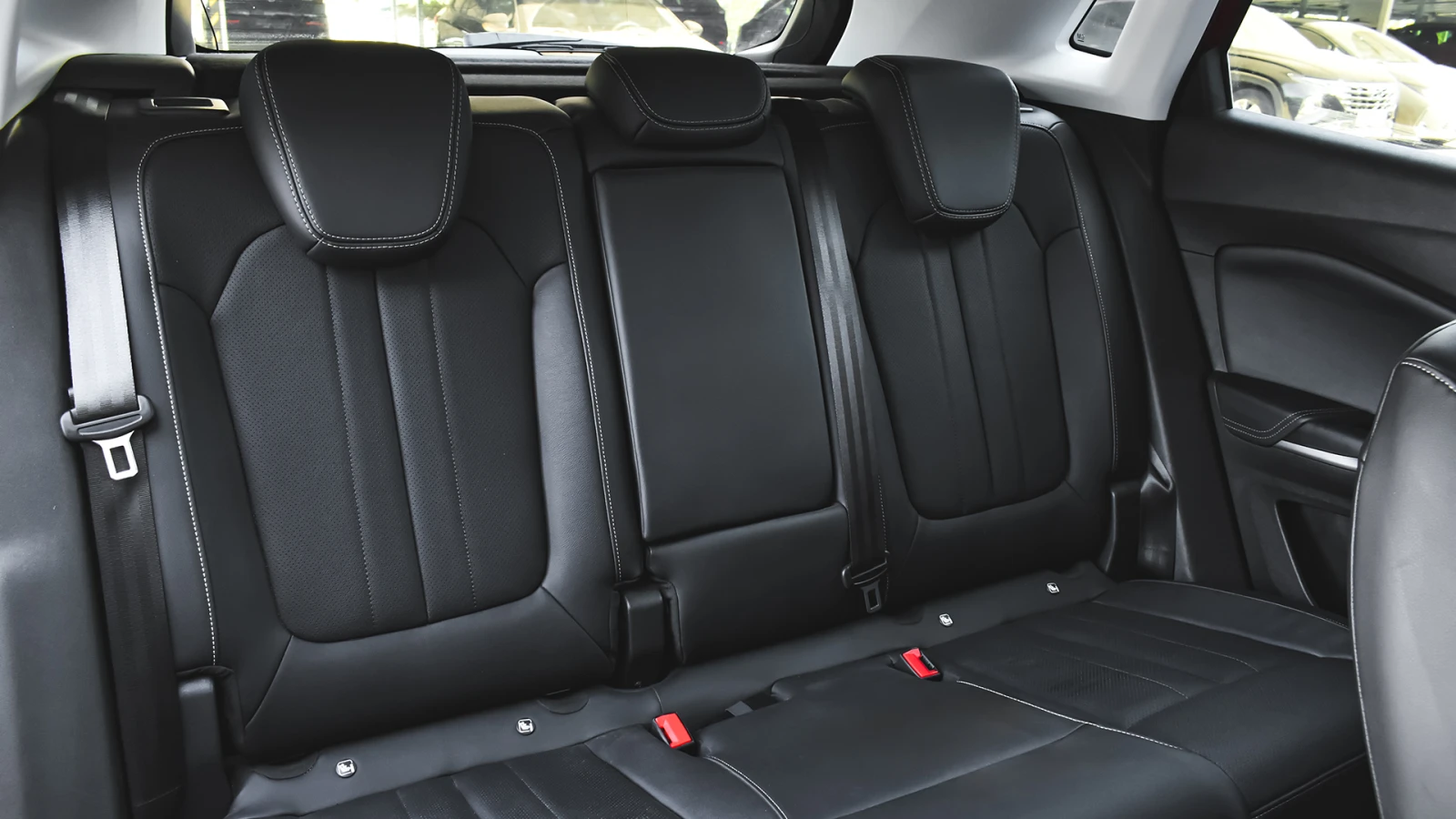 Opel Grandland 1.6i Turbo Ultimate Plug-in Hybrid Automatic, снимка 11 - Автомобили и джипове - 54456212