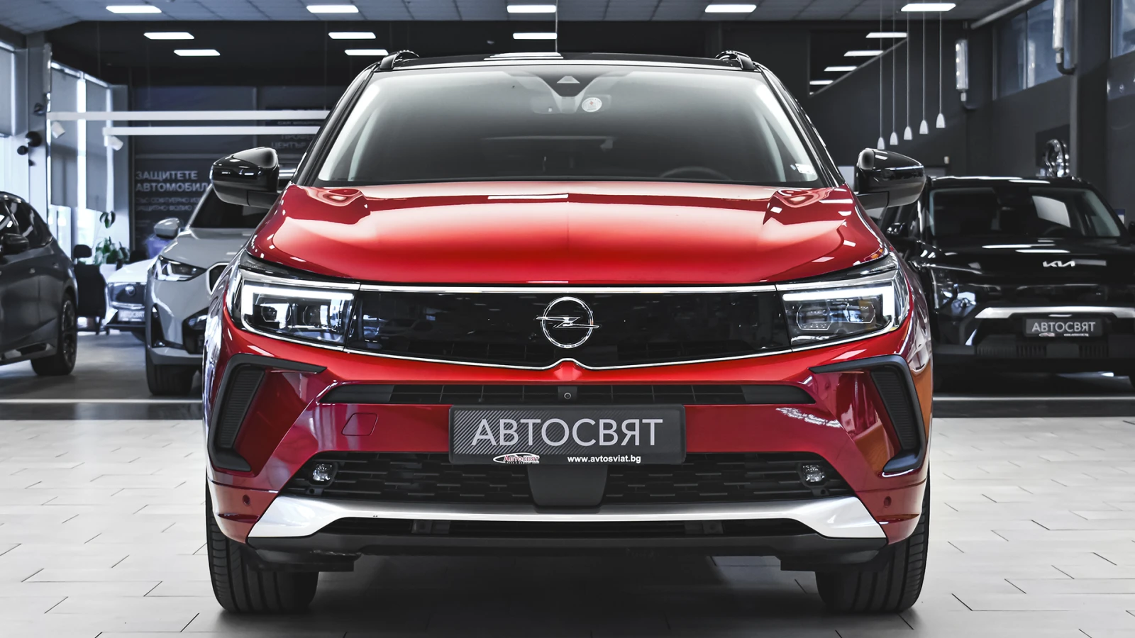 Opel Grandland 1.6i Turbo Ultimate Plug-in Hybrid Automatic, снимка 2 - Автомобили и джипове - 54456212