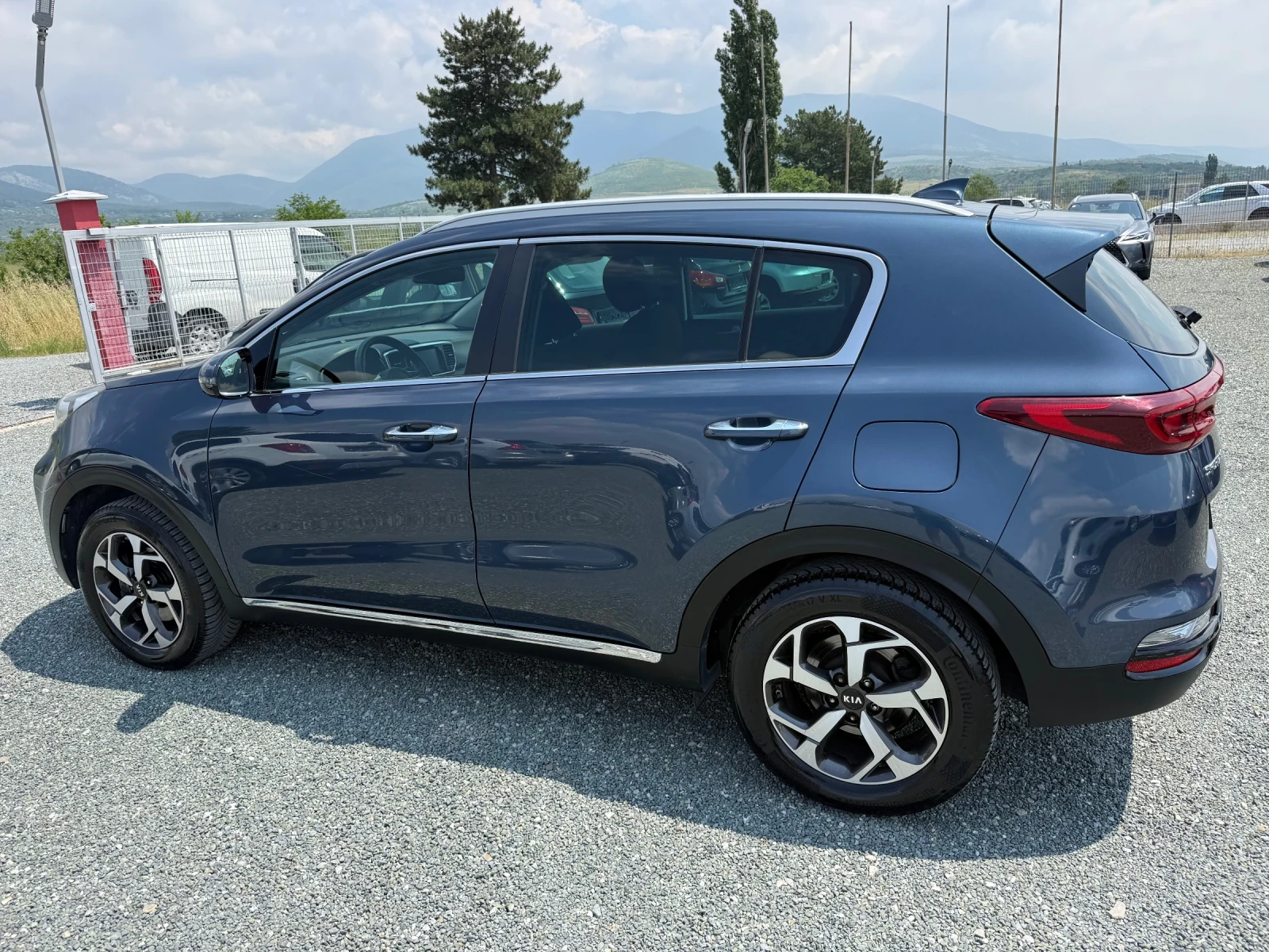 Kia Sportage (KATO НОВА), снимка 9 - Автомобили и джипове - 54650455