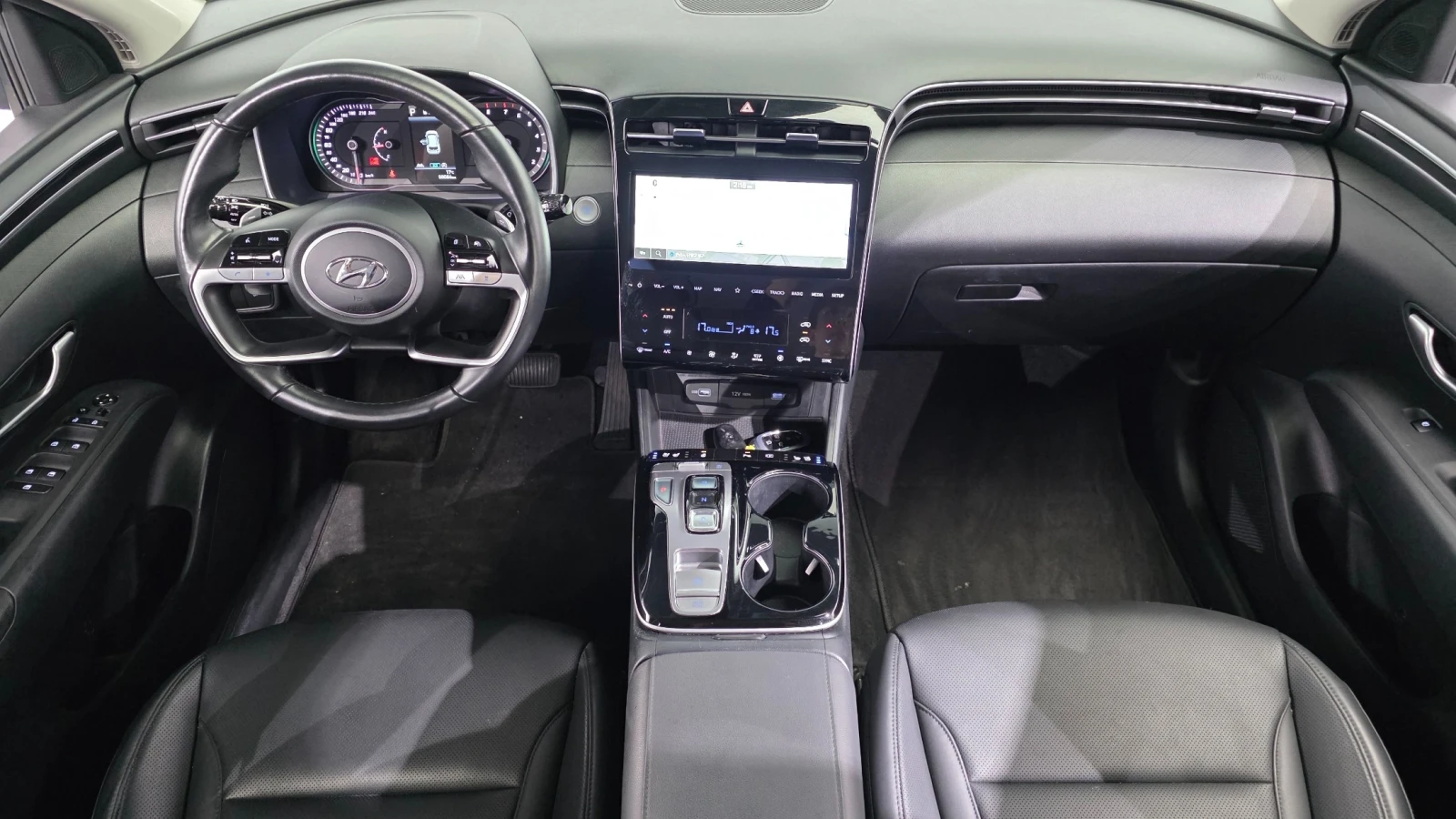 Hyundai Tucson NX4 1.6 Turbo Premium| DISTRONIC| VENTILATED| LED, снимка 7 - Автомобили и джипове - 54659649