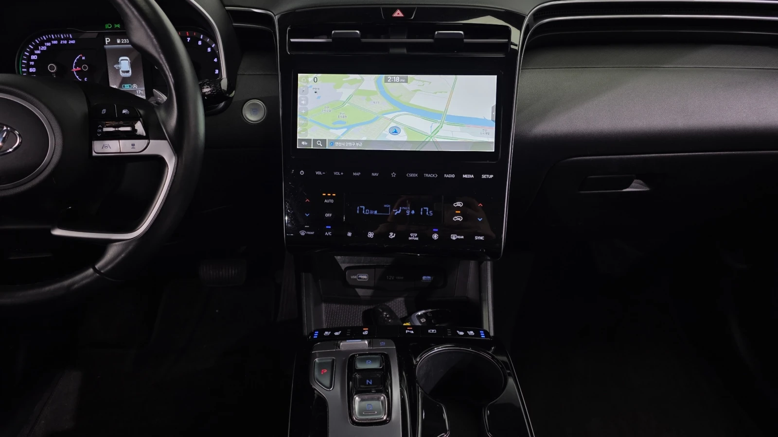 Hyundai Tucson NX4 1.6 Turbo Premium| DISTRONIC| VENTILATED| LED, снимка 12 - Автомобили и джипове - 54659649