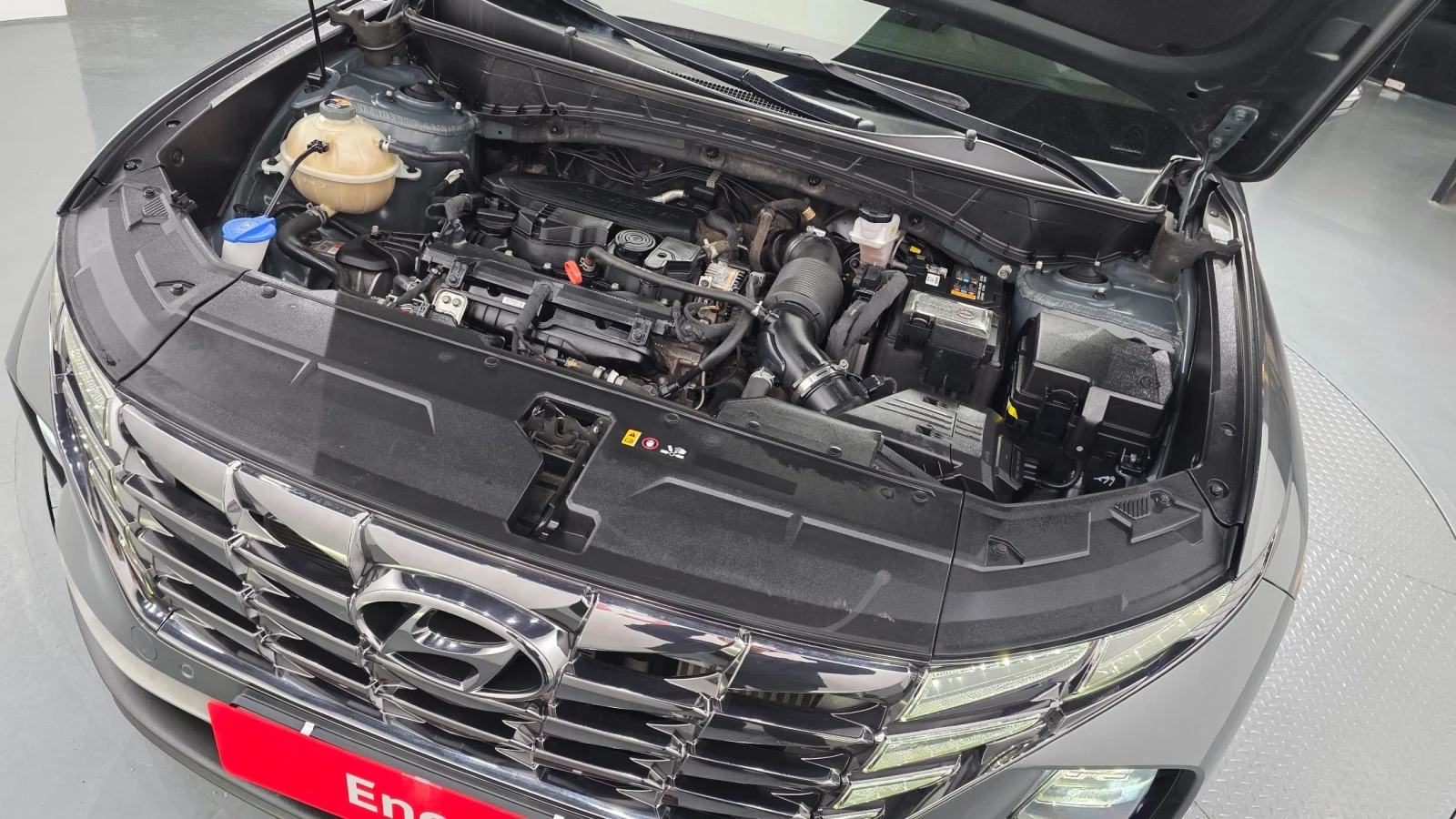 Hyundai Tucson NX4 1.6 Turbo Premium| DISTRONIC| VENTILATED| LED, снимка 6 - Автомобили и джипове - 54659649